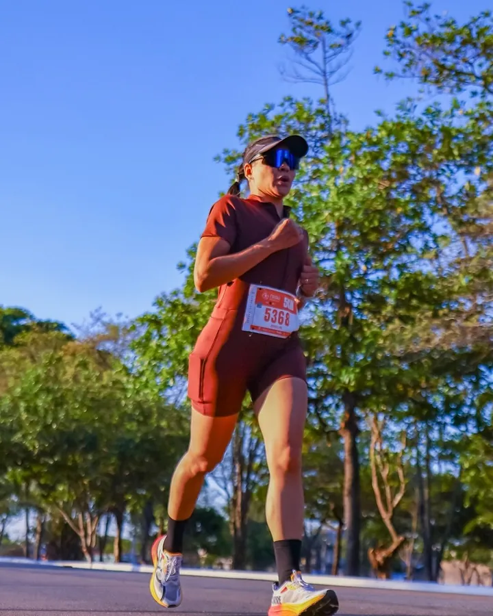 Jaqueline Morais correndo